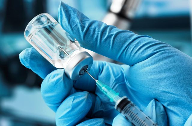 Vaccinazione stagionale contro influenza e Covid-19, in 50 farmacie della provincia etnea